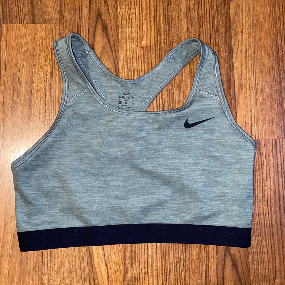Nike XL Dry Fit sports bra